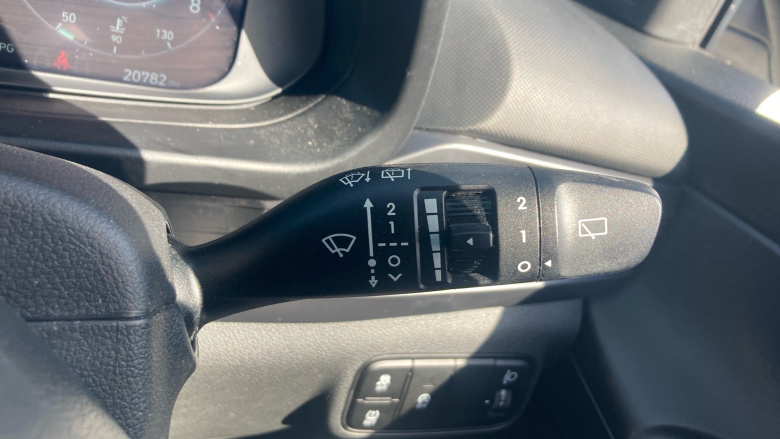 Hyundai i20 1.0T GDi 48V MHD SE Connect 5dr DCT Petrol Hatchback